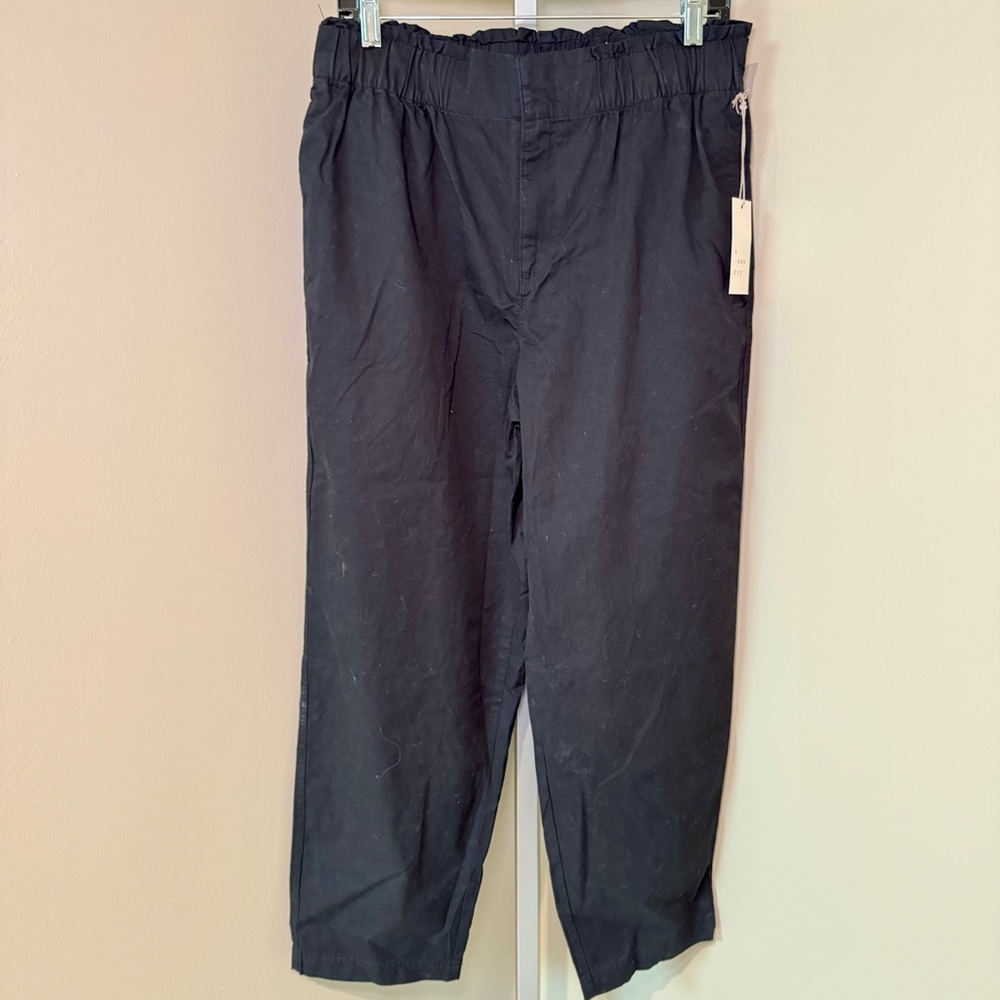 New with tags Women’s A New Day elastic waist 100% cotton chinos‎ Size Medium